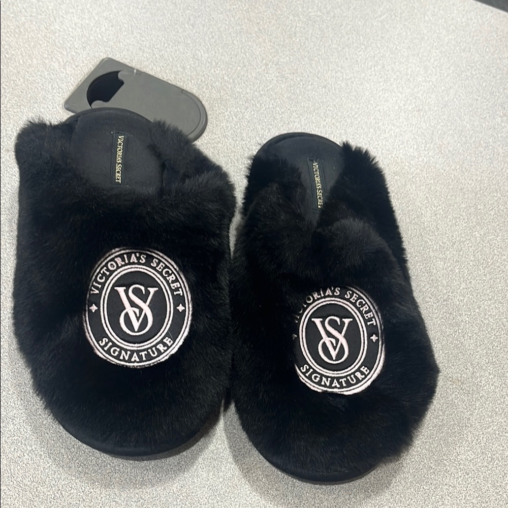 Victoria's Secret Black Fuzzy Slippers